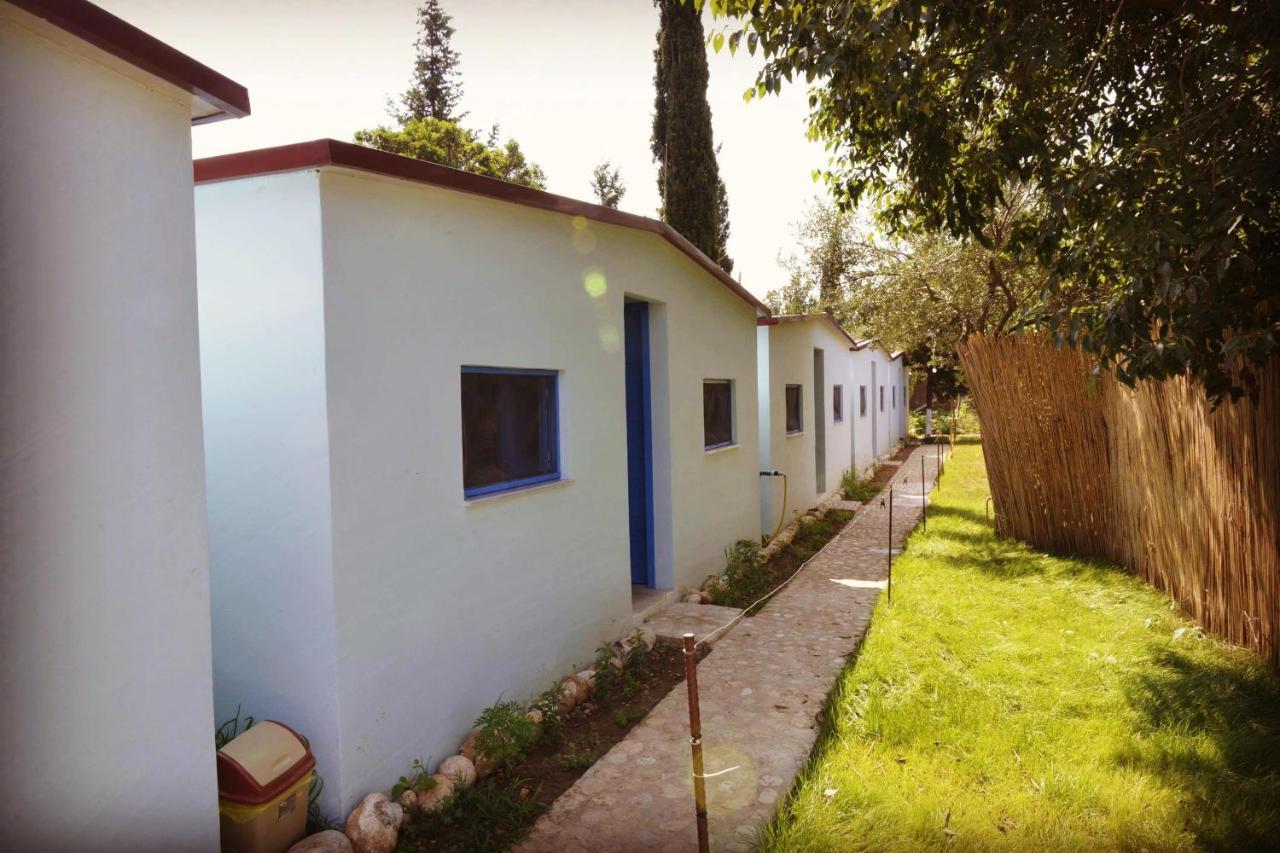 Glamping Rooms At The Sea Turtle Dhërmi Exteriér fotografie